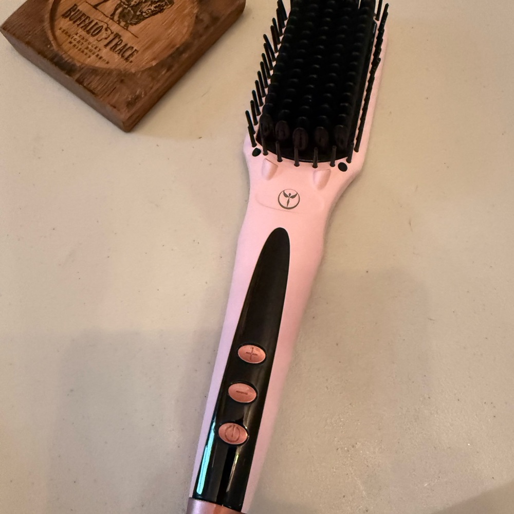 Lange Pink Hair Styling Brush
